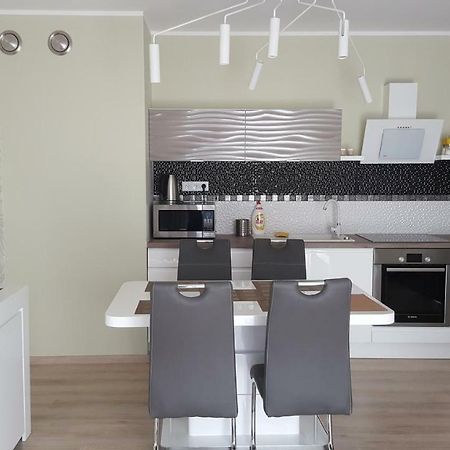 Wroclaw Apartamenty Kepa Mieszczanska Eksteriør billede