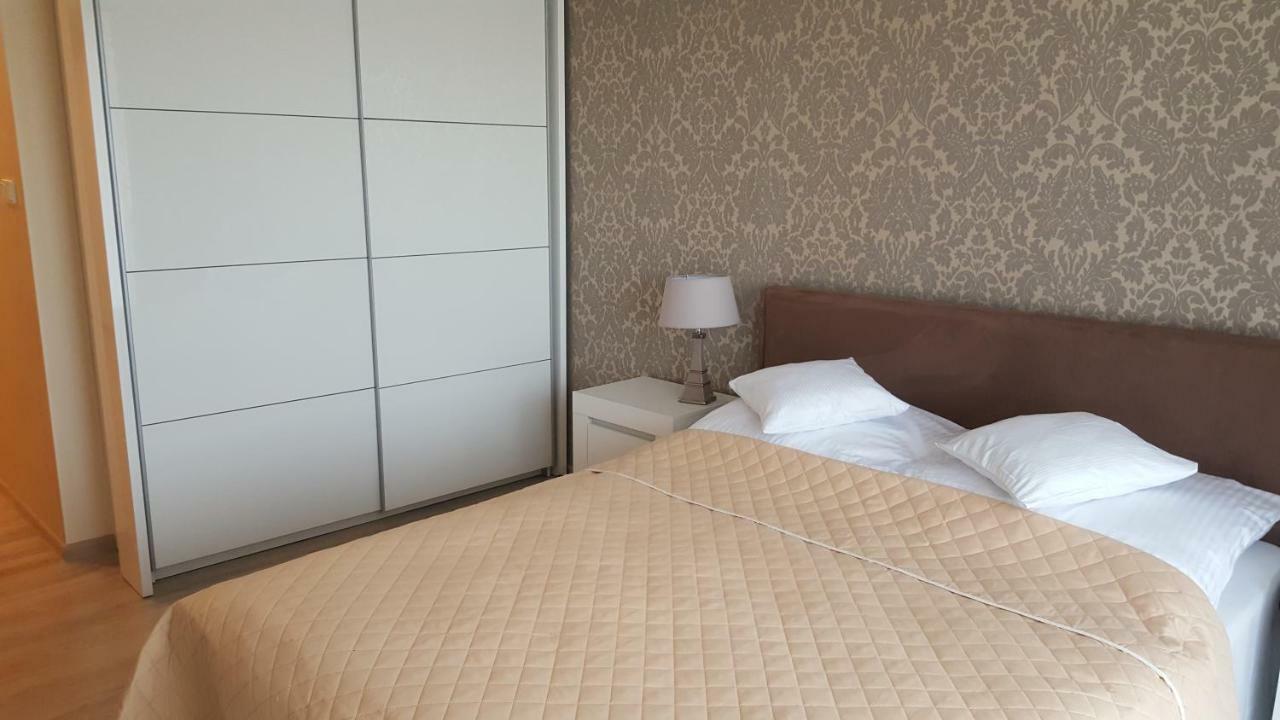 Wroclaw Apartamenty Kepa Mieszczanska Eksteriør billede
